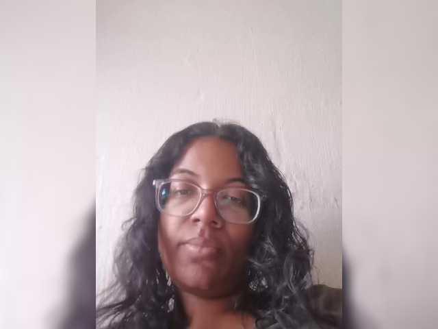 IndianBeaut's BongaCams show and profile