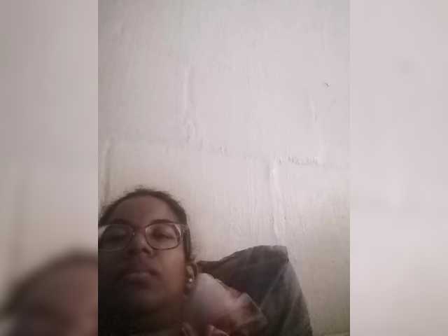 IndianBeaut's BongaCams show and profile