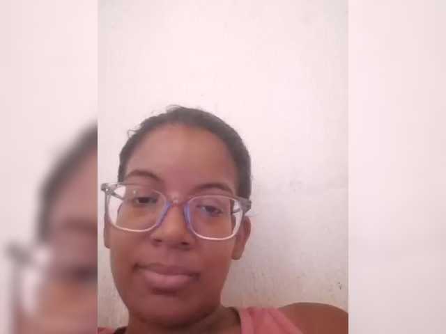 IndianBeaut's BongaCams show and profile