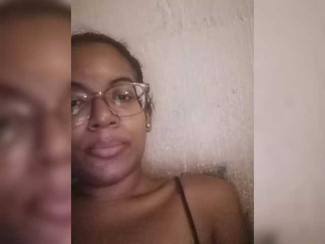 IndianBeaut's BongaCams show and profile