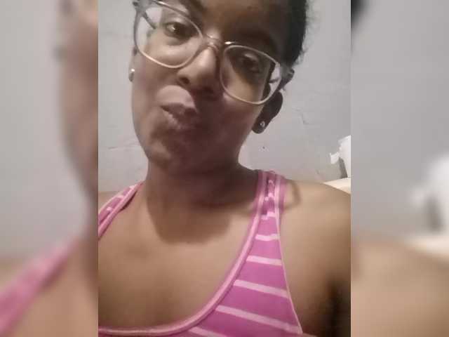 IndianBeaut's BongaCams show and profile