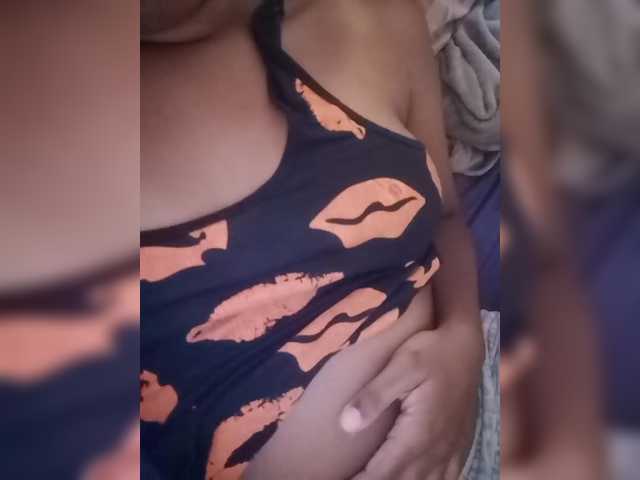 IndianBeaut's BongaCams show and profile