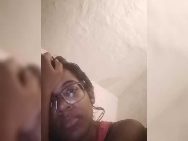 IndianBeaut's BongaCams show and profile