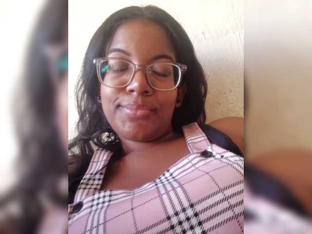 IndianBeaut's BongaCams show and profile