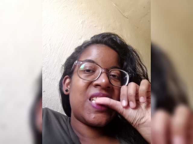 IndianBeaut's BongaCams show and profile