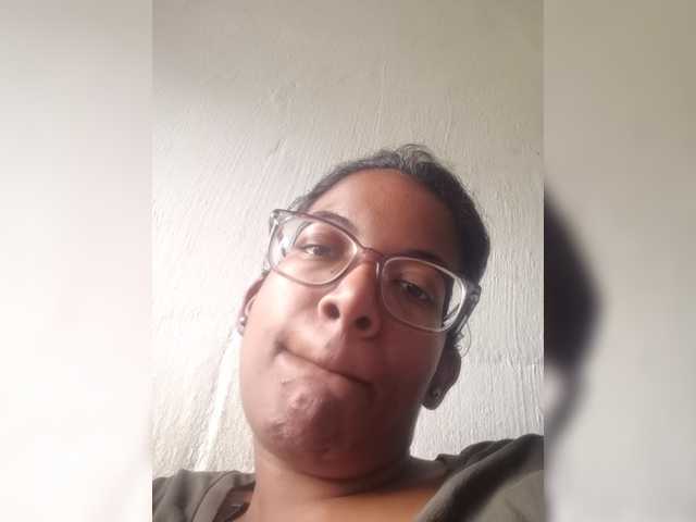 IndianBeaut's BongaCams show and profile