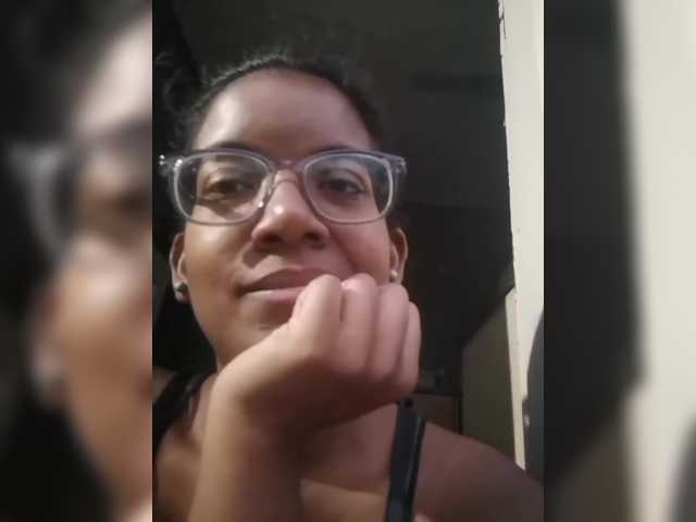 IndianBeaut's BongaCams show and profile