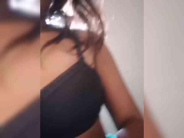 IndianBeaut webcam