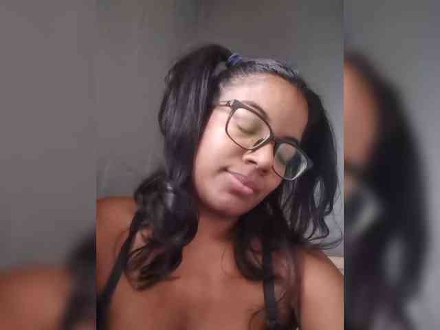 IndianBeaut webcam