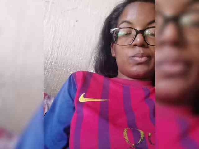 IndianBeaut webcam