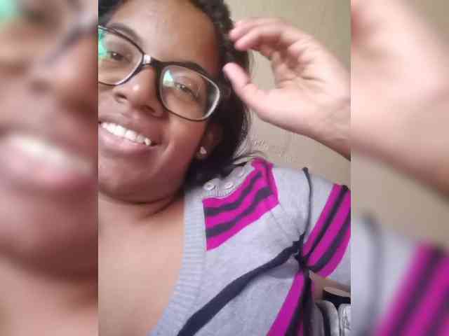 IndianBeaut webcam