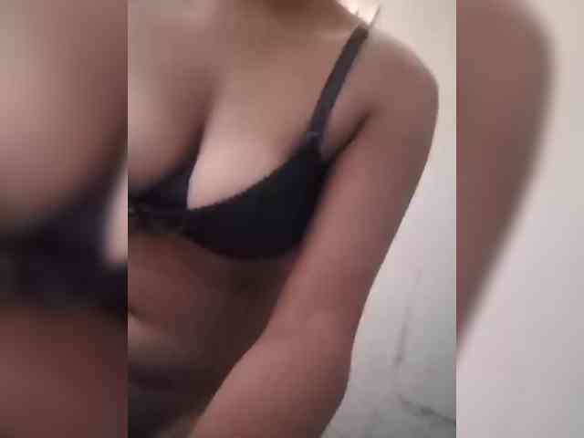 IndianBeaut webcam