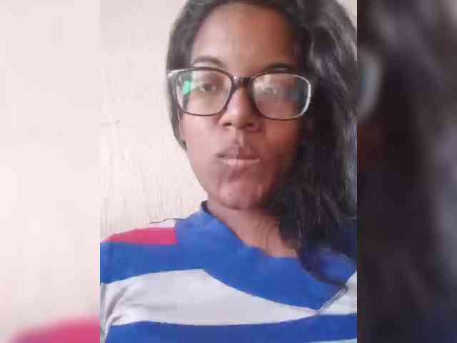 IndianBeaut webcam