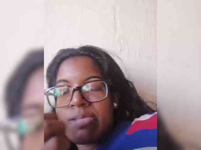 IndianBeaut webcam