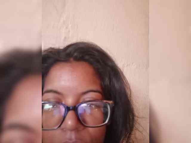 IndianBeaut webcam