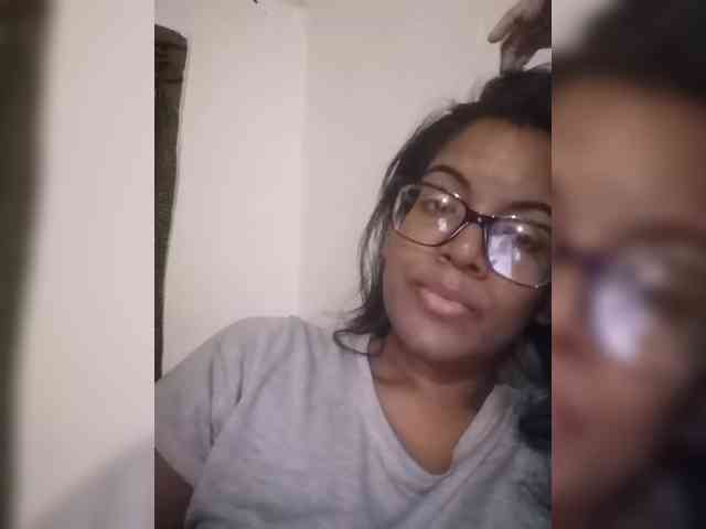 IndianBeaut webcam