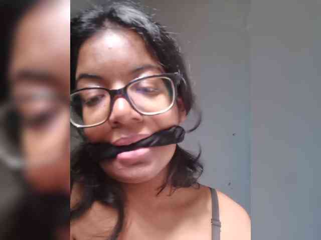 IndianBeaut webcam