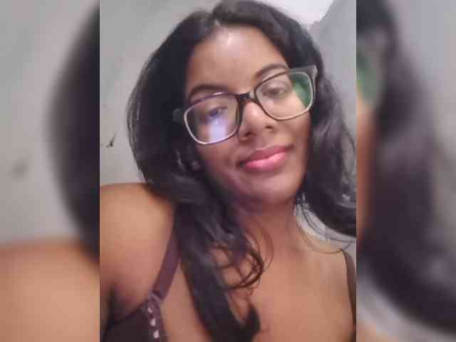 IndianBeaut webcam