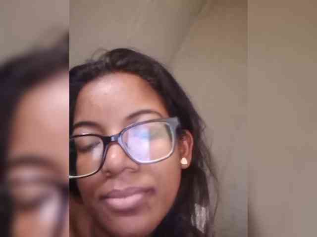 IndianBeaut webcam