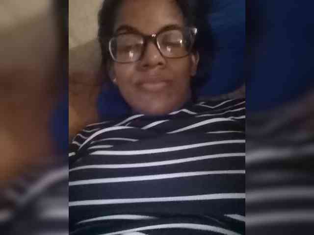 IndianBeaut webcam