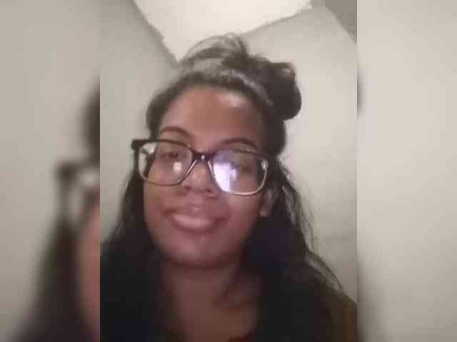 IndianBeaut webcam