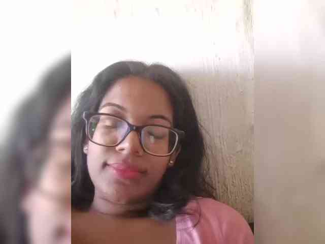 IndianBeaut webcam