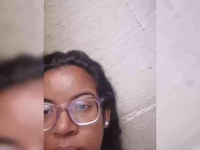 IndianBeaut webcam