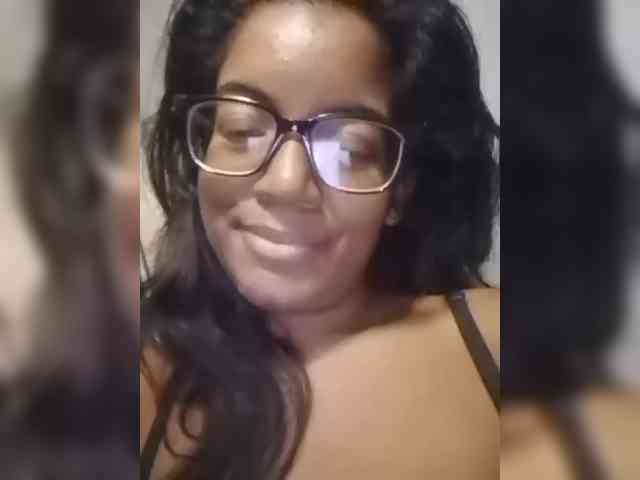 IndianBeaut webcam