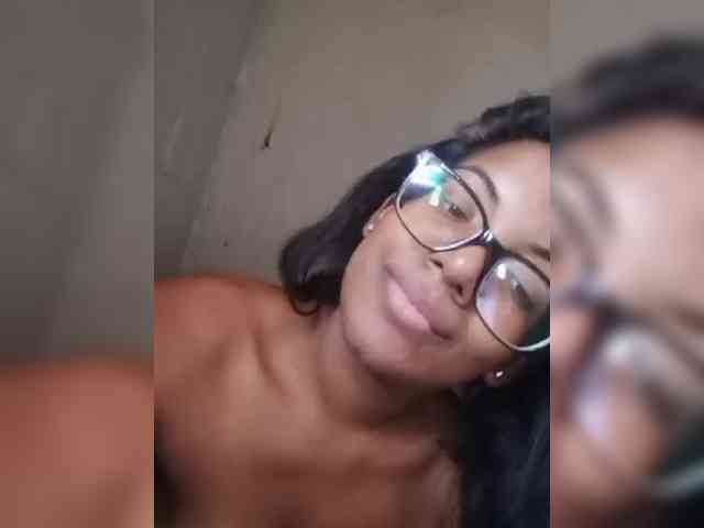 IndianBeaut webcam