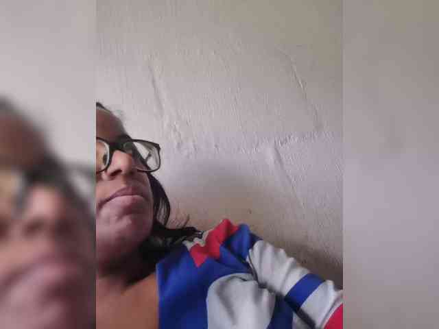 IndianBeaut webcam