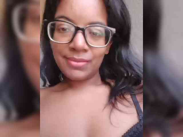 IndianBeaut webcam