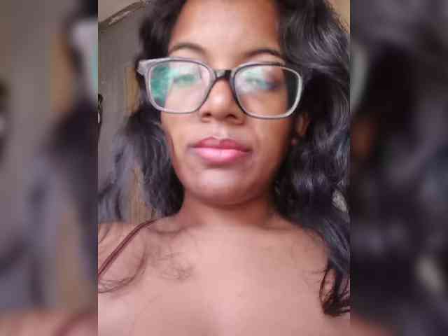 IndianBeaut webcam