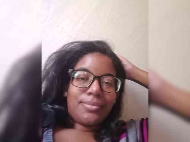 IndianBeaut webcam