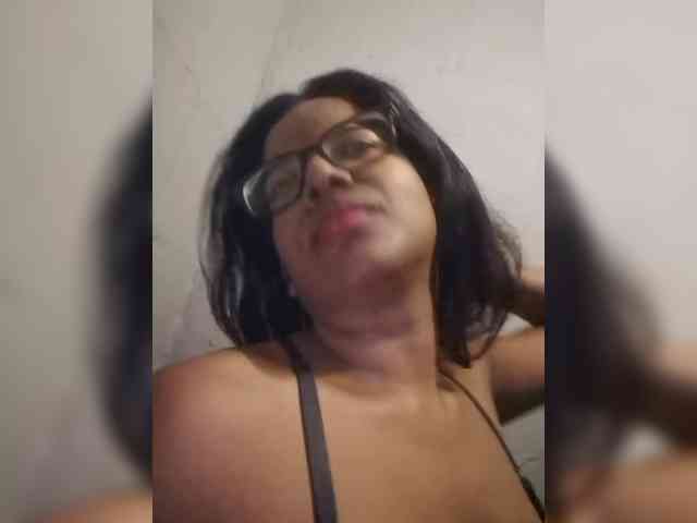 IndianBeaut webcam