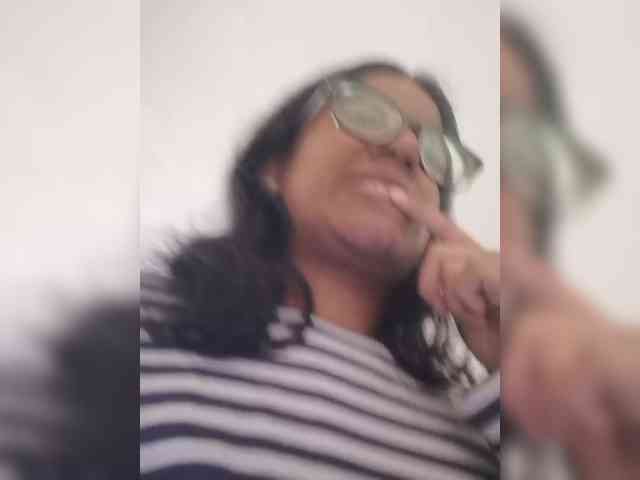 IndianBeaut webcam