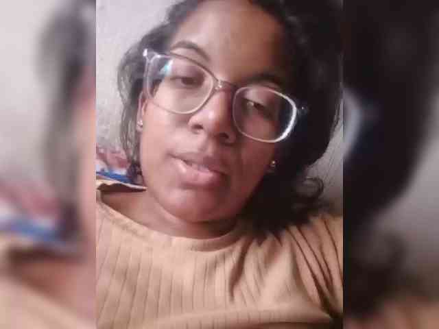 IndianBeaut webcam