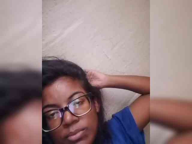 IndianBeaut webcam
