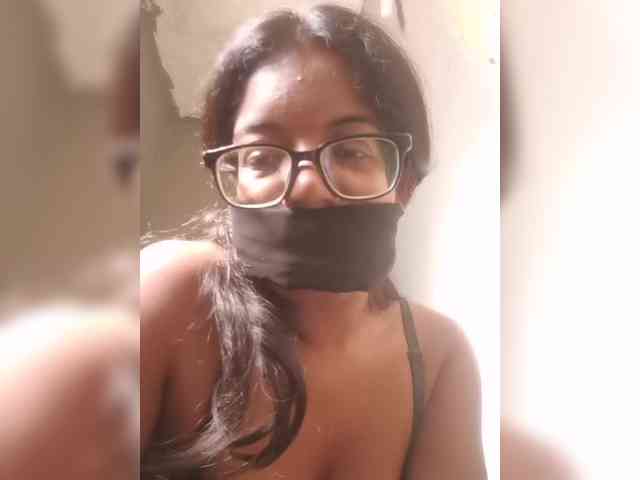 IndianBeaut webcam