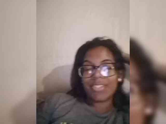 IndianBeaut webcam