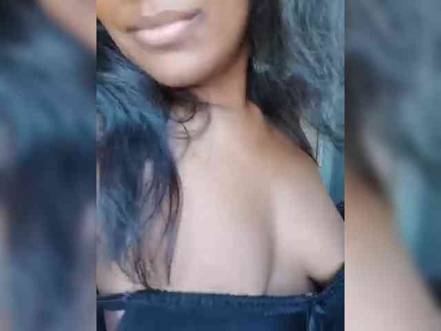 IndianBeaut webcam