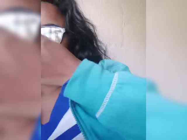 IndianBeaut webcam