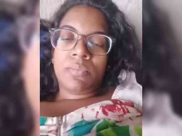 IndianBeaut webcam