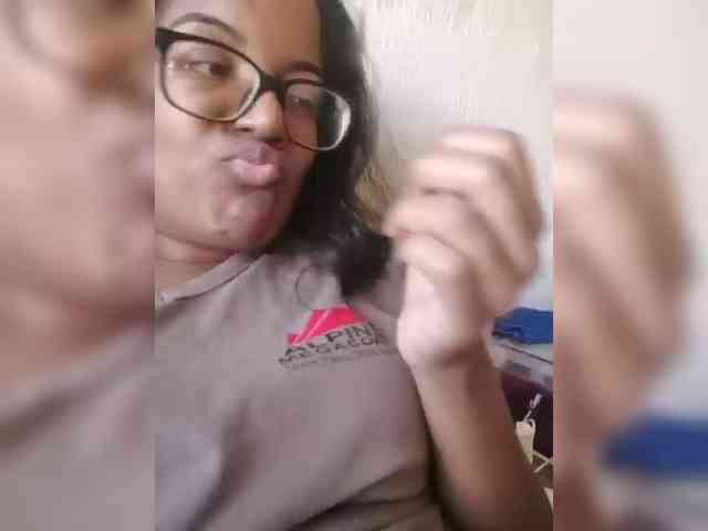 IndianBeaut webcam