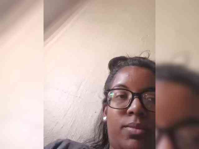 IndianBeaut webcam