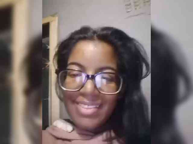 IndianBeaut webcam