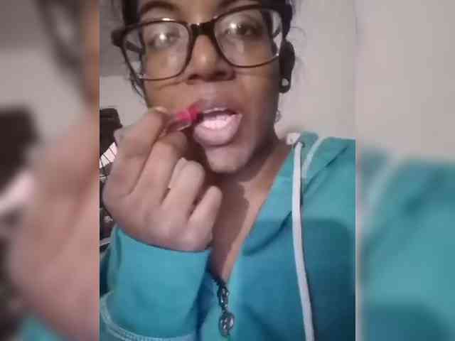 IndianBeaut webcam
