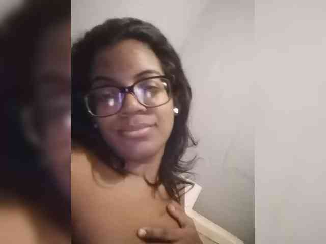 IndianBeaut webcam