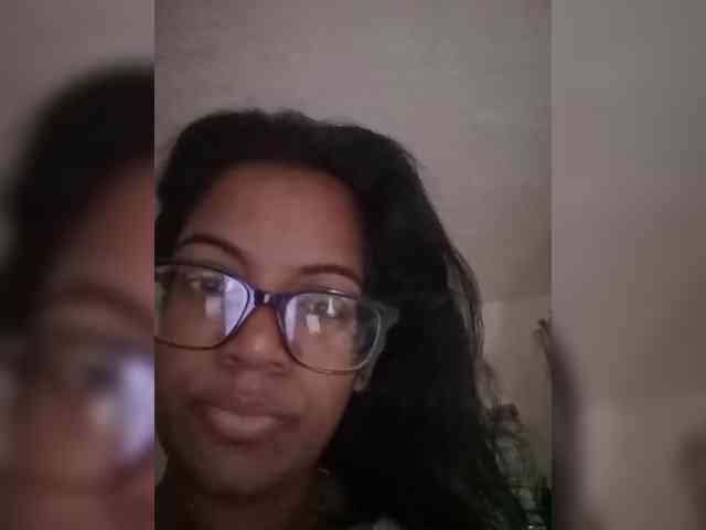 IndianBeaut webcam