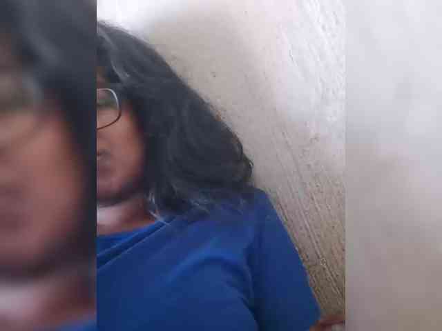 IndianBeaut webcam