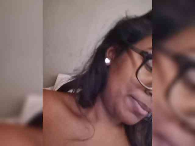 IndianBeaut webcam